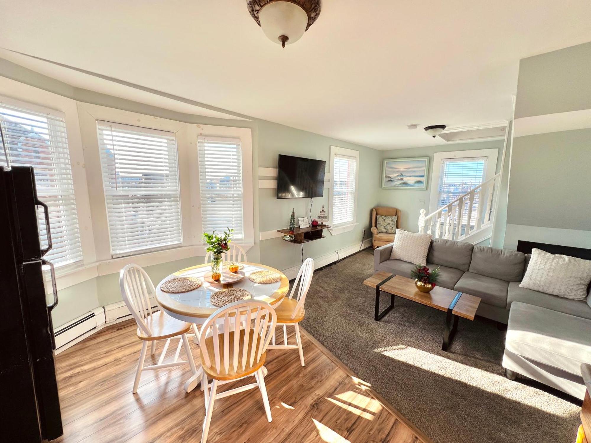 Entire Lovely 3 Bedroom, 2 Bathroom Apartment! 1 Block To The Beach And Boardwalk! Wildwood Exterior foto